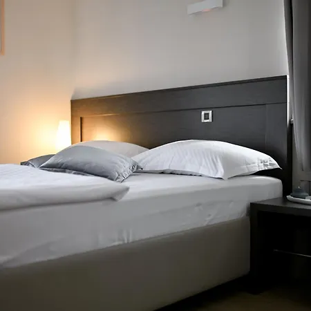 Bed and breakfast Hresc S 4*