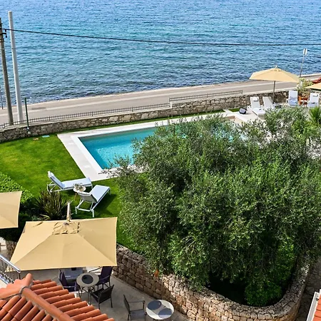 Hresc S Bed and breakfast 4*