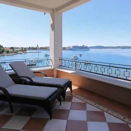 Hresc S Bed & Breakfast Zadar