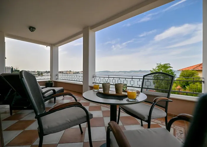 krevet i doručak Hresc S 4*